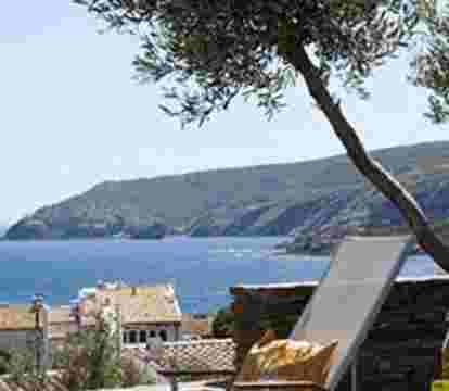 Encuentra las villas en Cadaqués con vistas al mar y muy bien situados para unas vacaciones de playa para desconectar de la rutina