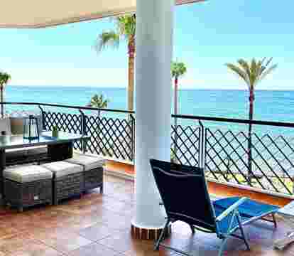 Encuentra los apartamentos en Mijas Costa con vistas al mar y muy bien situados para unas vacaciones de playa para desconectar de la rutina