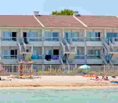 Encuentra los apartamentos en Playa de Muro con vistas al mar y muy bien situados para unas vacaciones de playa para desconectar de la rutina